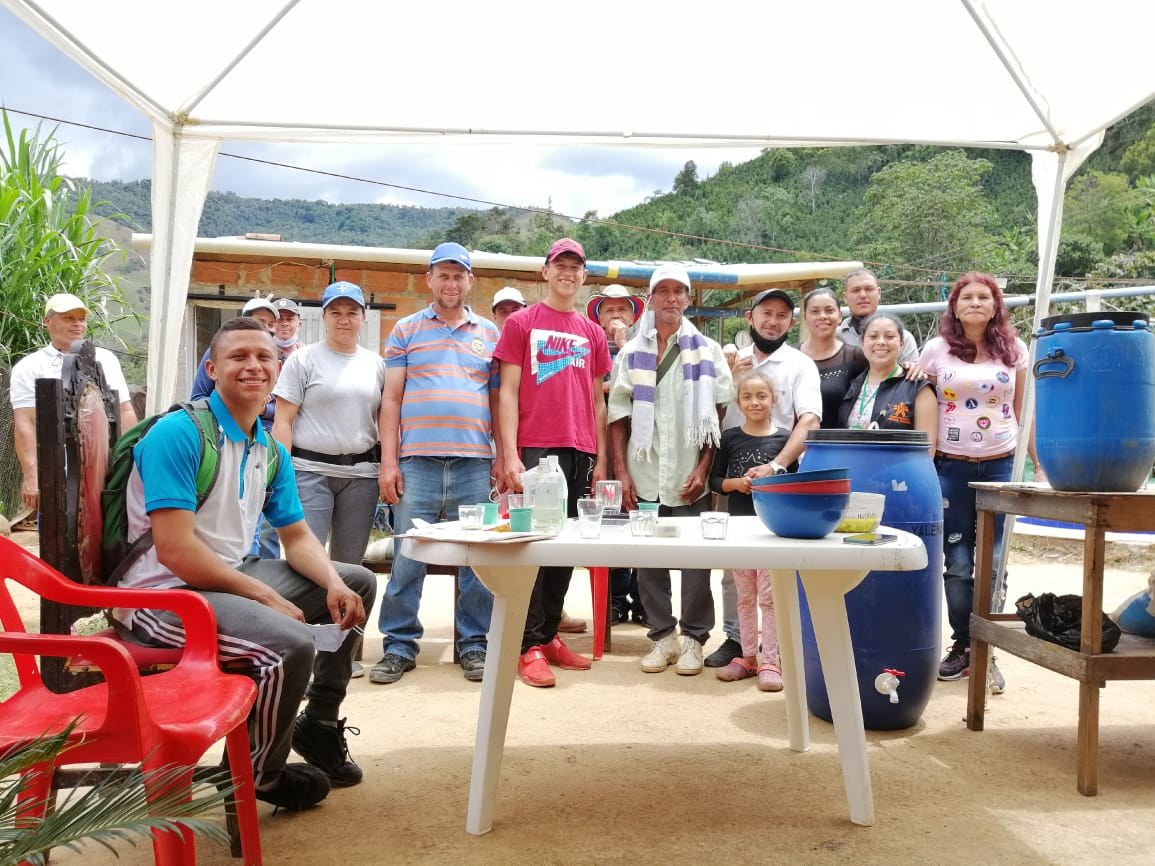 Coffee producers of Caicedo, Antioquia, gathered at an Aprokafe community meeting.